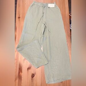 New Universal Thread :Olive Green Pants lounge wear / pijama pants size S